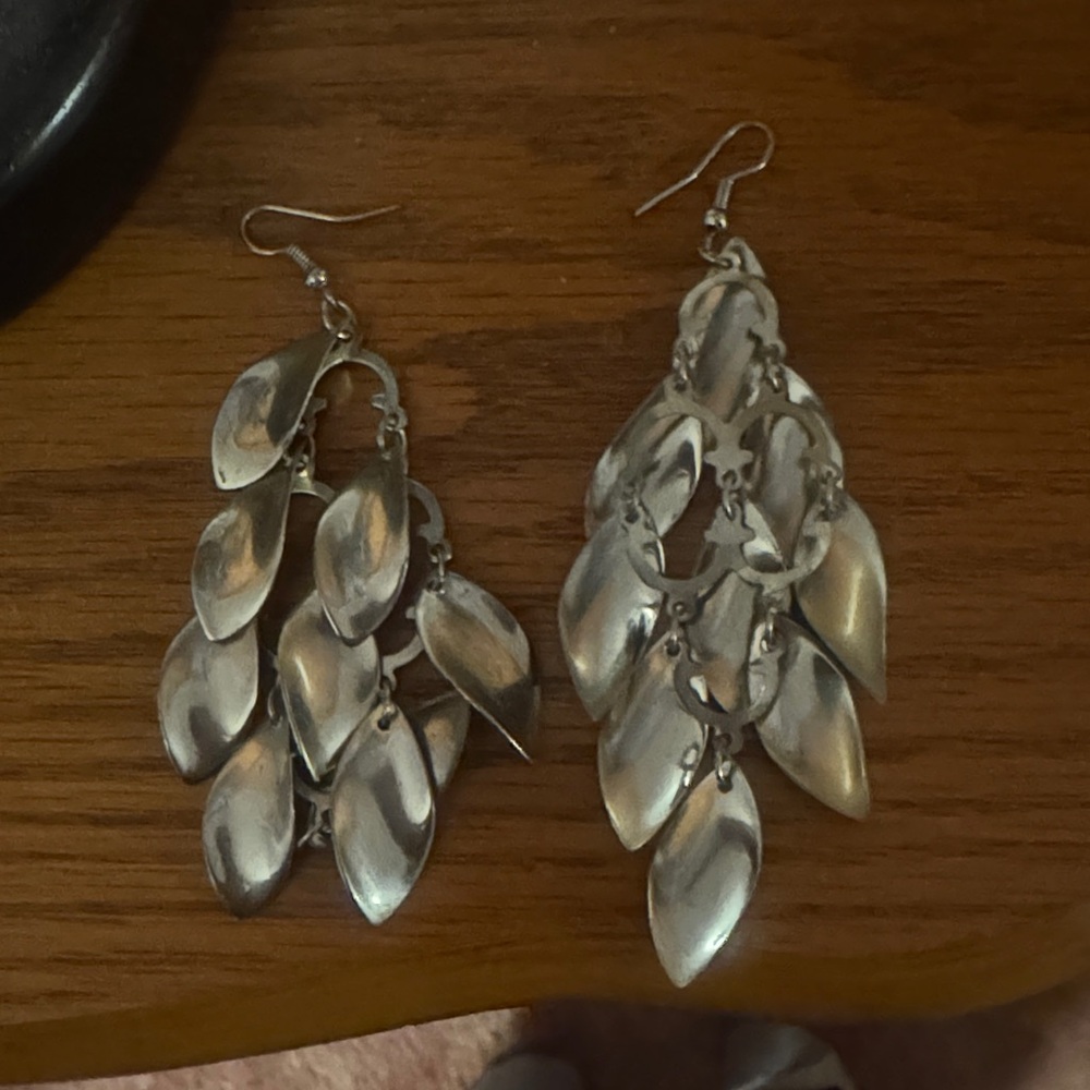 Elegant Silver Leaf Dangle Earrings